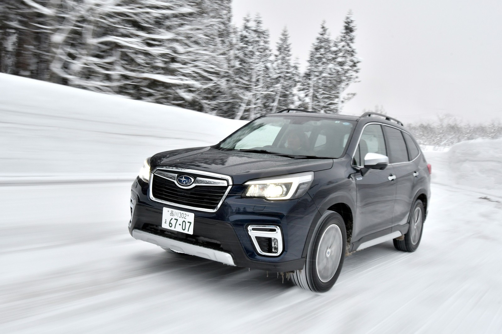 フォレスターで雪道をノーマルタイヤ走行？危険性と必須対策を徹底解説！