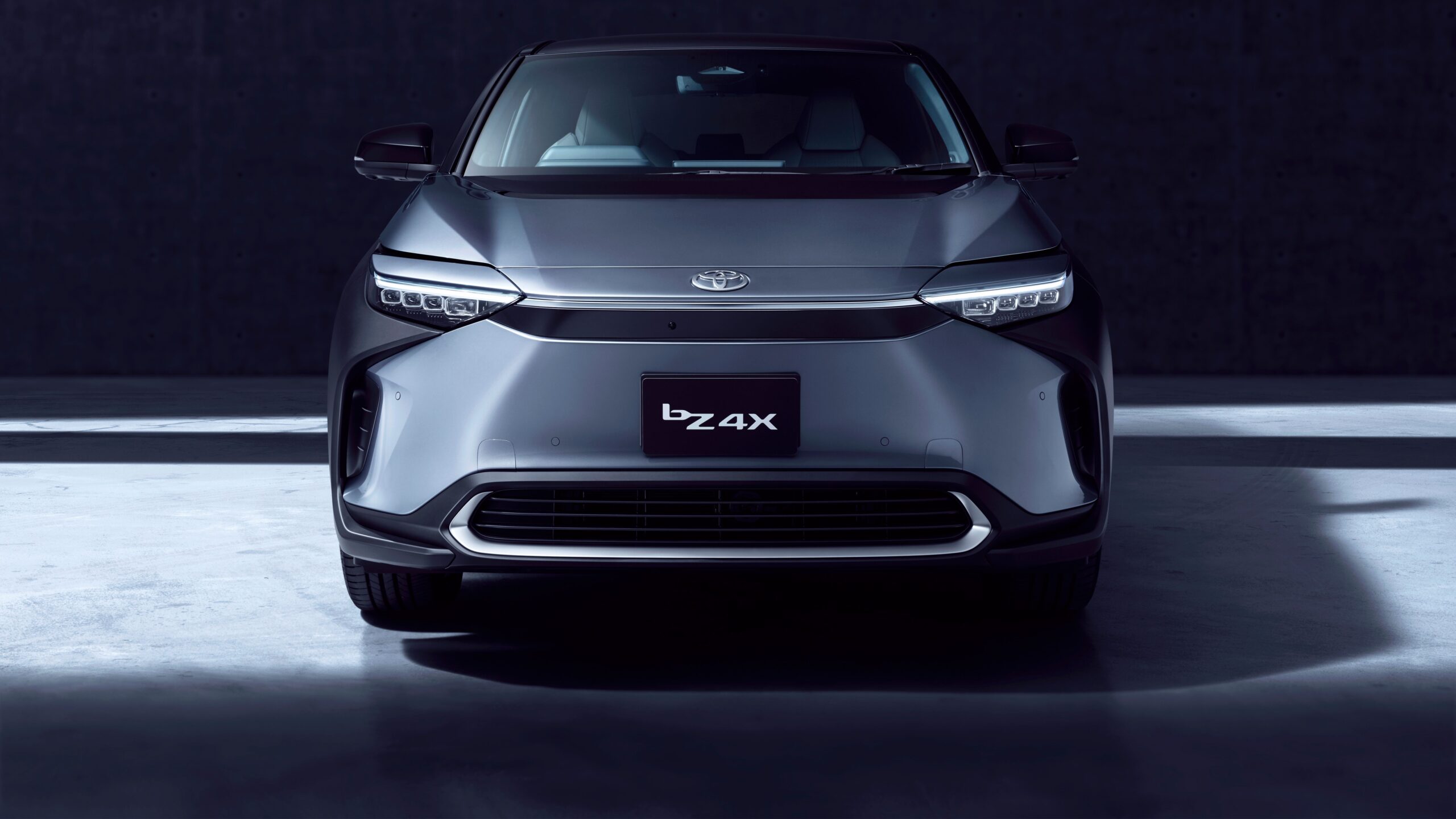 トヨタ bZ4X 前年比6600%超え 販売好調 EV SUV ランキング28位