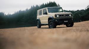 ジムニー ノマド 登録車10位 衝撃のSUVブーム 趣味車復活