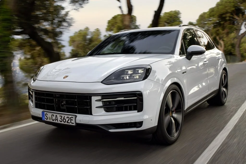 ポルシェ利益99%減 緊急事態 ヤバい危機 2026年販売台数前年比激減