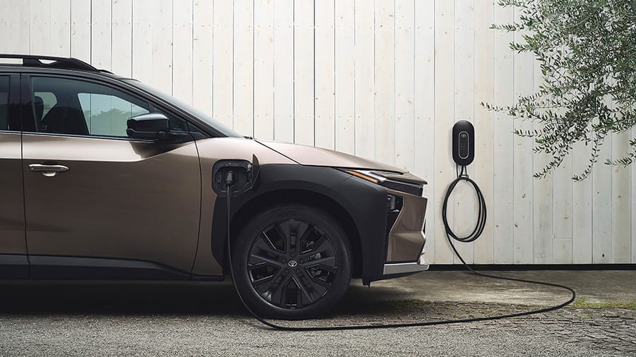 Bz4x ツーリング 航続距離