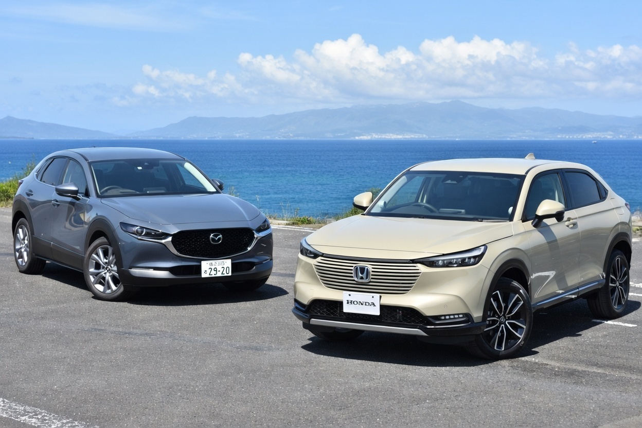 ヴェゼル 対抗 車種