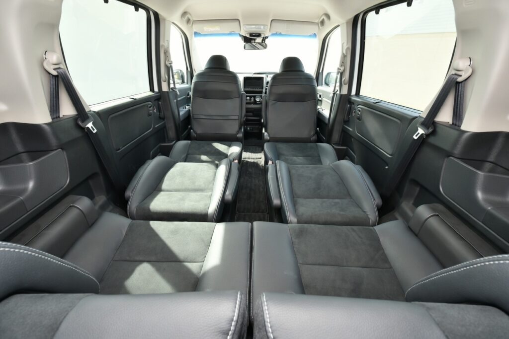 フリード 車中泊 180cm 段差解消法